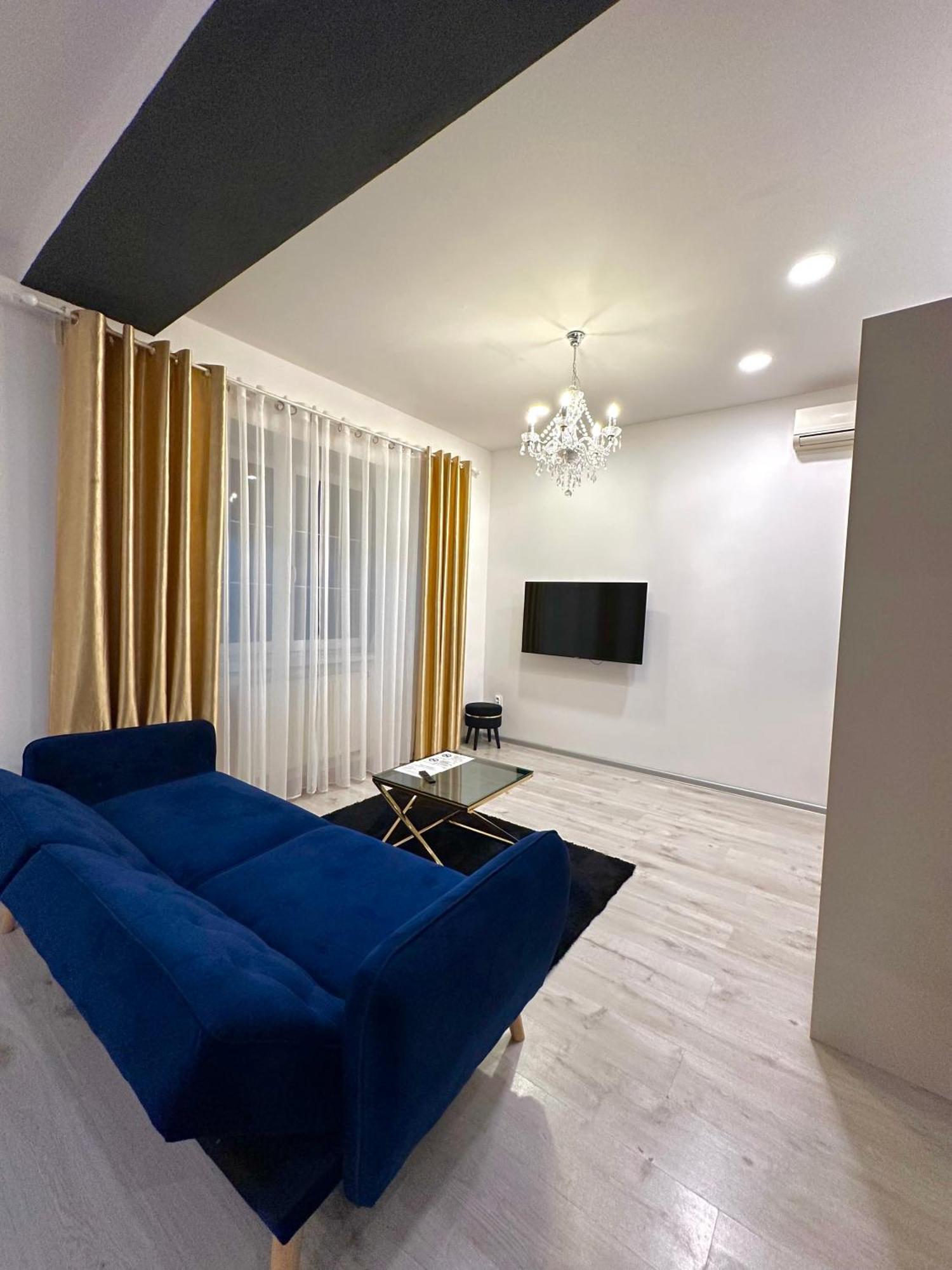 Luxury Apartment In Братислава Экстерьер фото